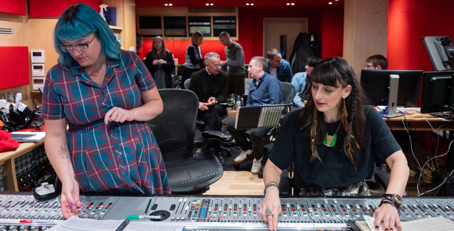 Composer Anne Nikitin and engineer Fiona Cruikshank at the Abbey Road recording desk