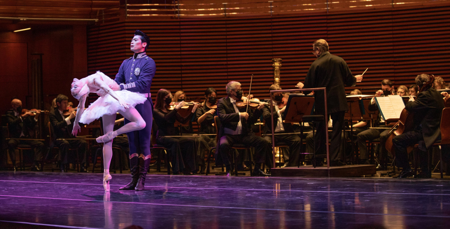 Royal Ballet Sarah Lamb and Ryoichi Hirano (c) Dr Phillips