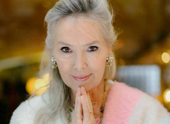 Elizabeth Sombart plays Mozart