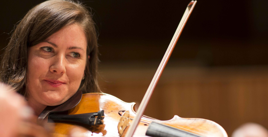 RPO Player Tríona Milne playing the viola.