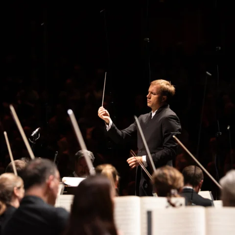 Vasily Petrenko conducting the Orchestra