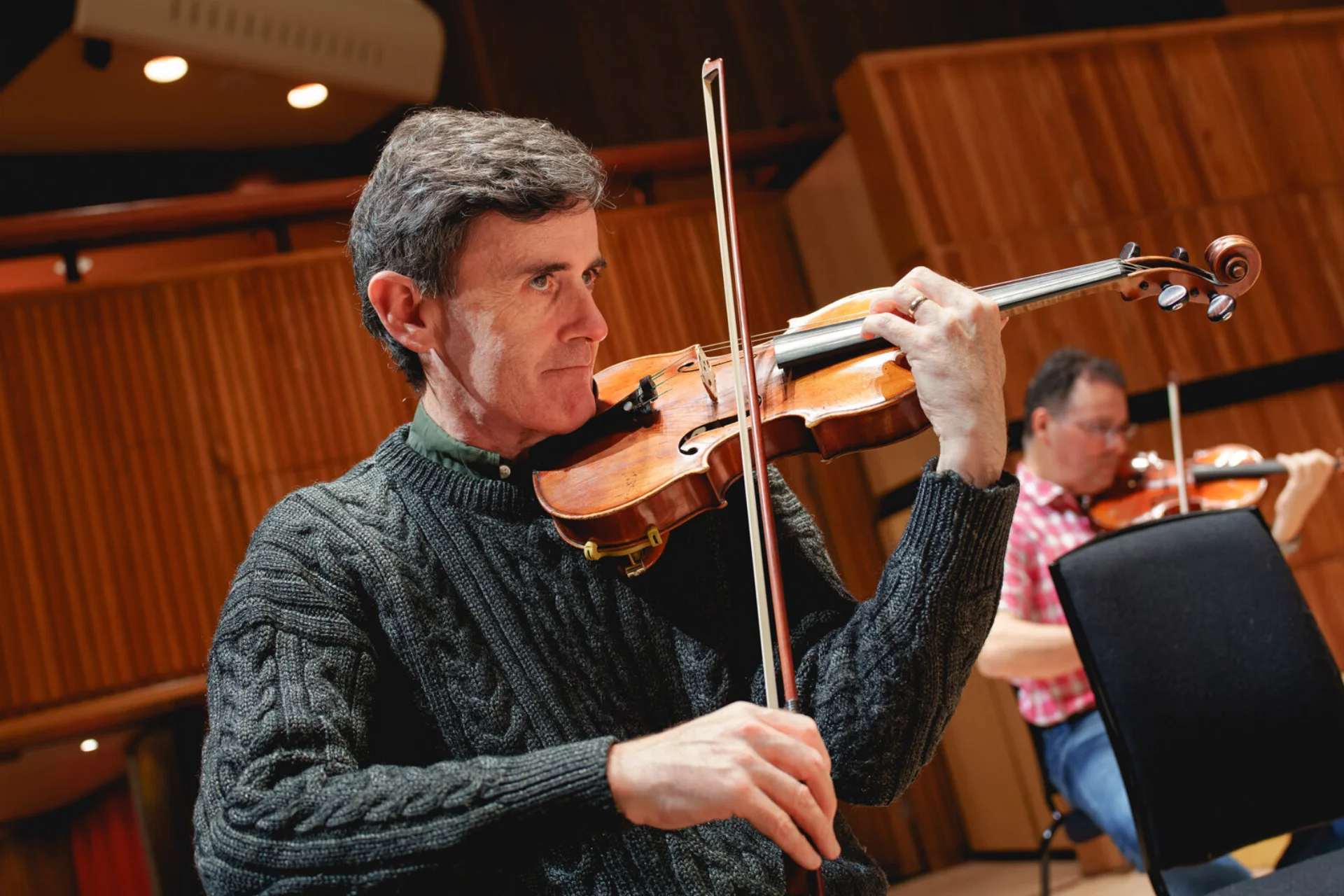 Anthony Protheroe playing the violin