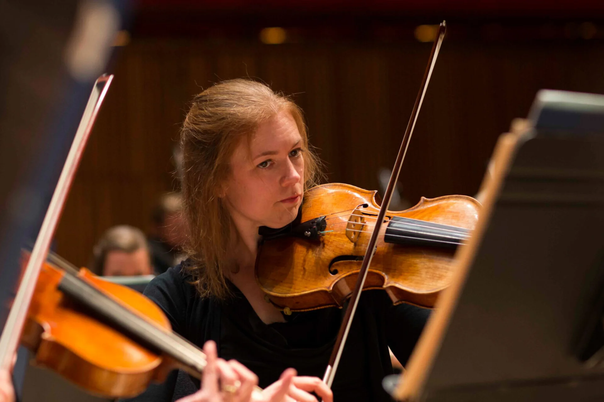 Esther Harling playing viola