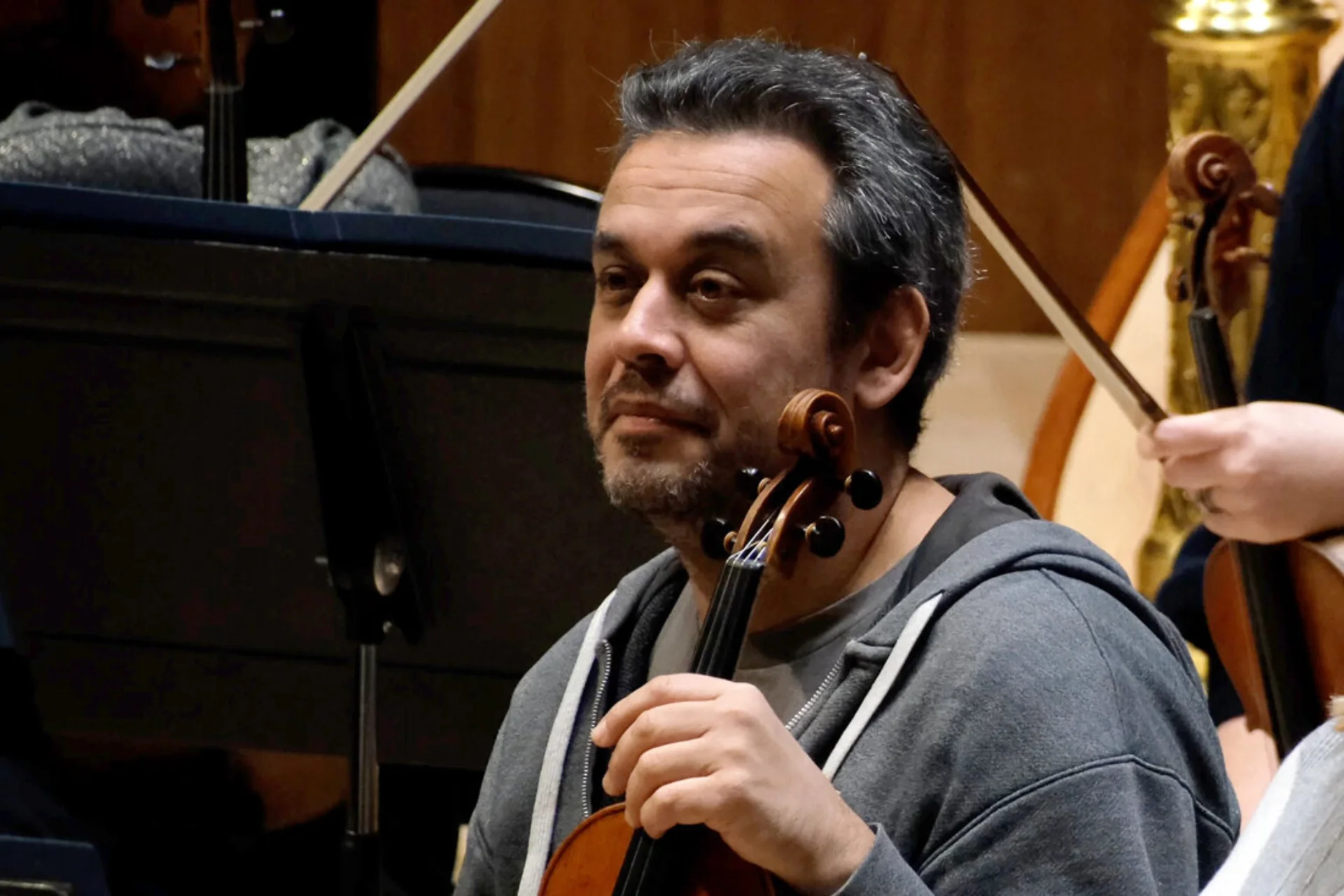 Manuel Porta holding a violin