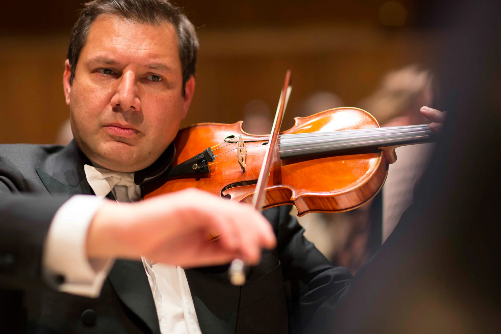 Peter Graham playing the violin