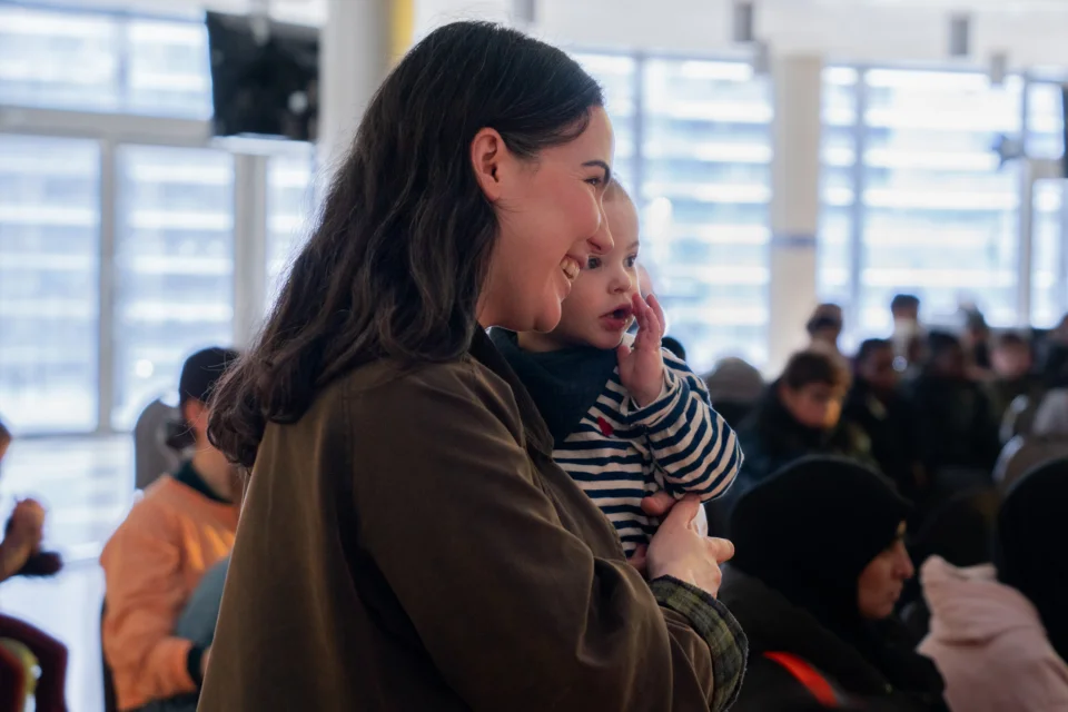 A mother and child at an RPO Relaxed Performance