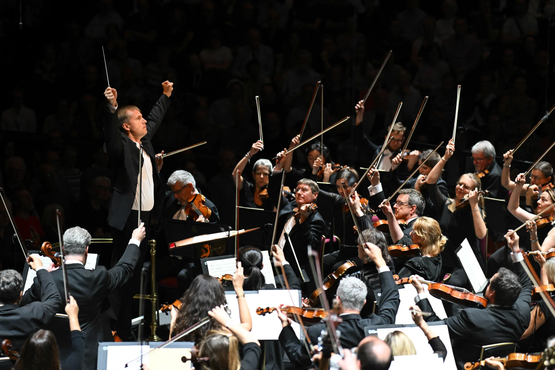 Vasily Petrenko conducting the RPO at the BBC Proms