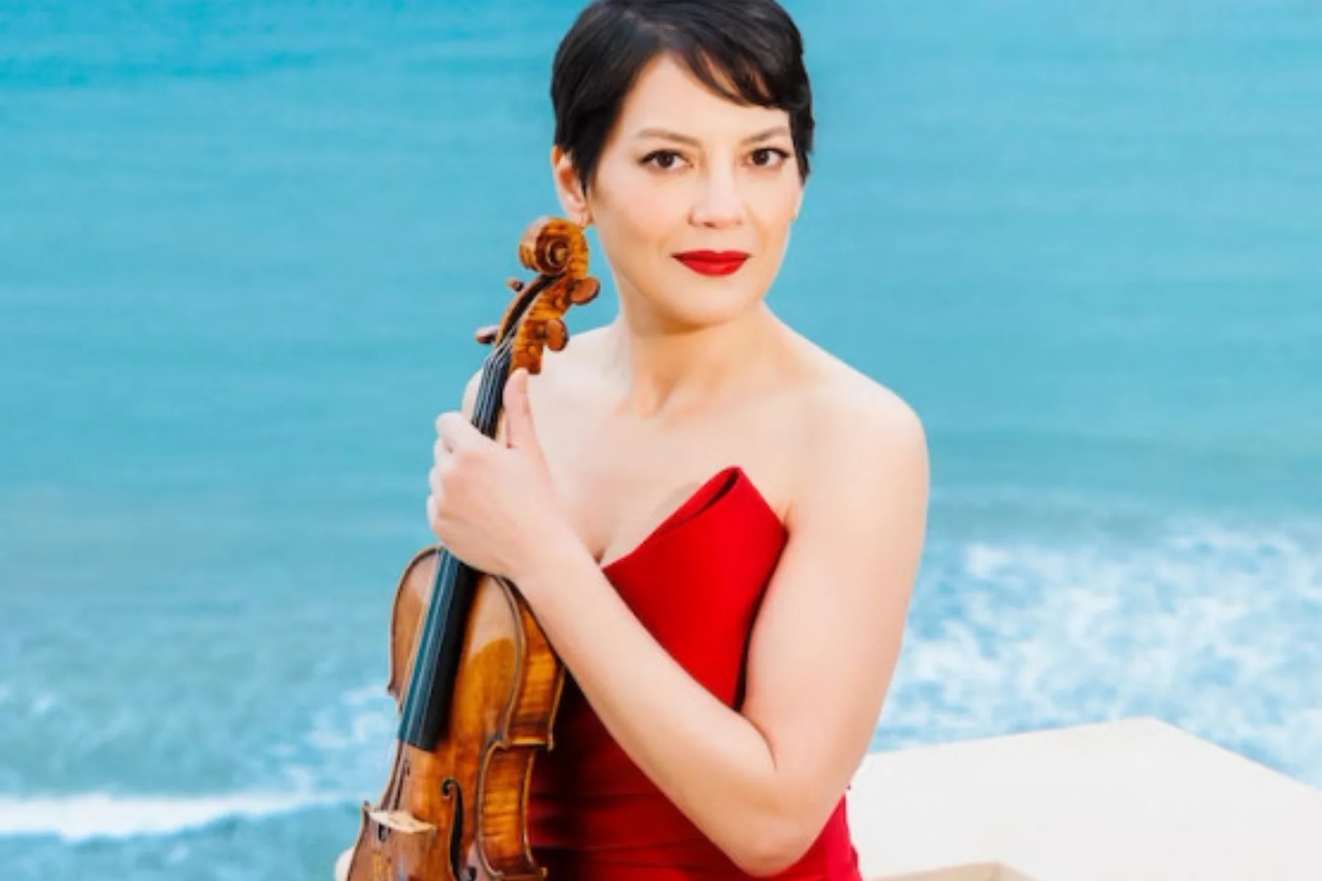 Anne akiko meyers headshot