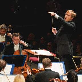 Vasily Petrenko conducting the RPO